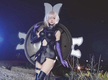 活泼可爱幽默搞怪的重庆妹子【镜酱】介绍与图集欣赏