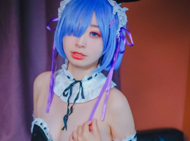 00后重庆辣妹子【韶陌陌】介绍与图集欣赏