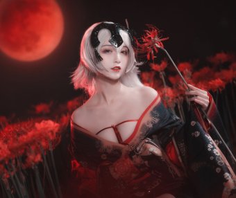 正值青春的美女【铁板烧鬼舞w】介绍与图集欣赏